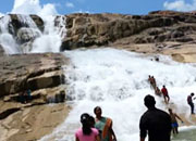 Kuntala Jalapaatamu Waterfalls